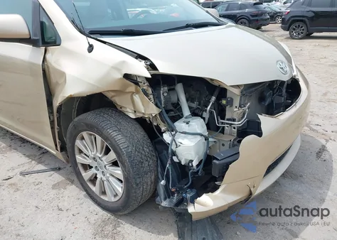 2014 Toyota Sienna Xle 7 Passenger from USA, damaged, VIN 5TDDK3DC2ES086353